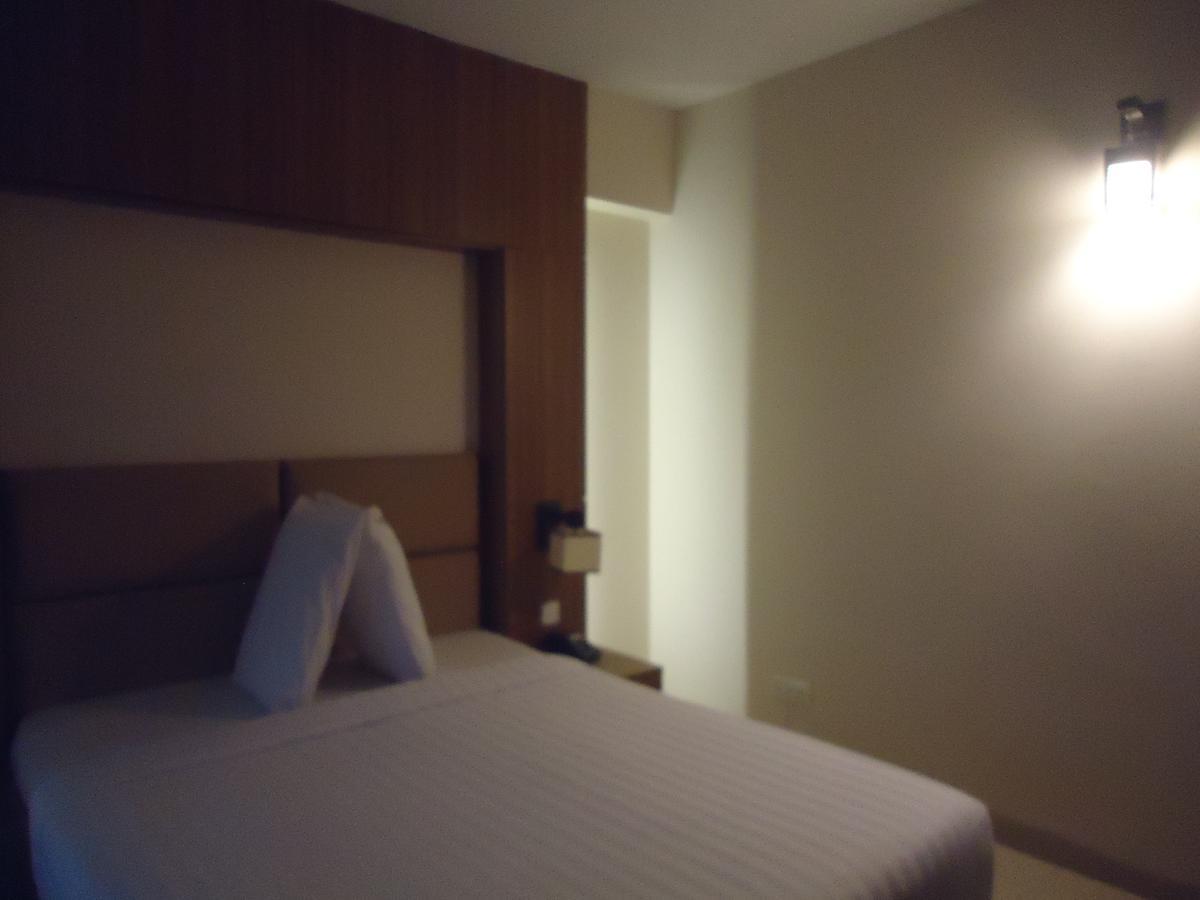 Neeshorgo Hotel & Resort コックスバザール エクステリア 写真