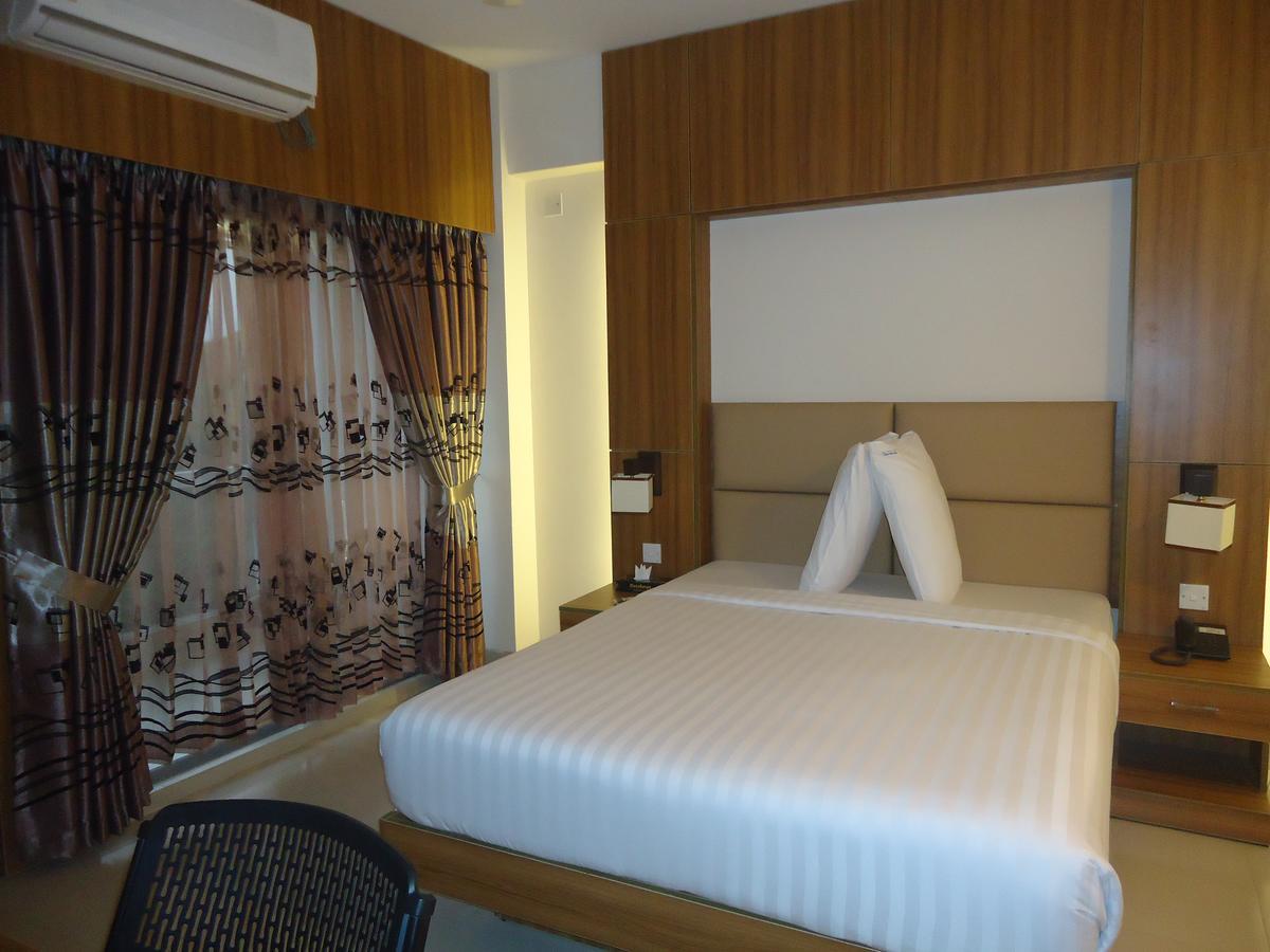 Neeshorgo Hotel & Resort コックスバザール エクステリア 写真
